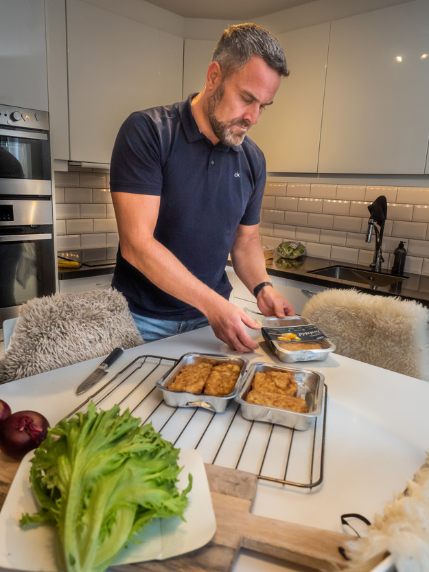 Far forbereder maten