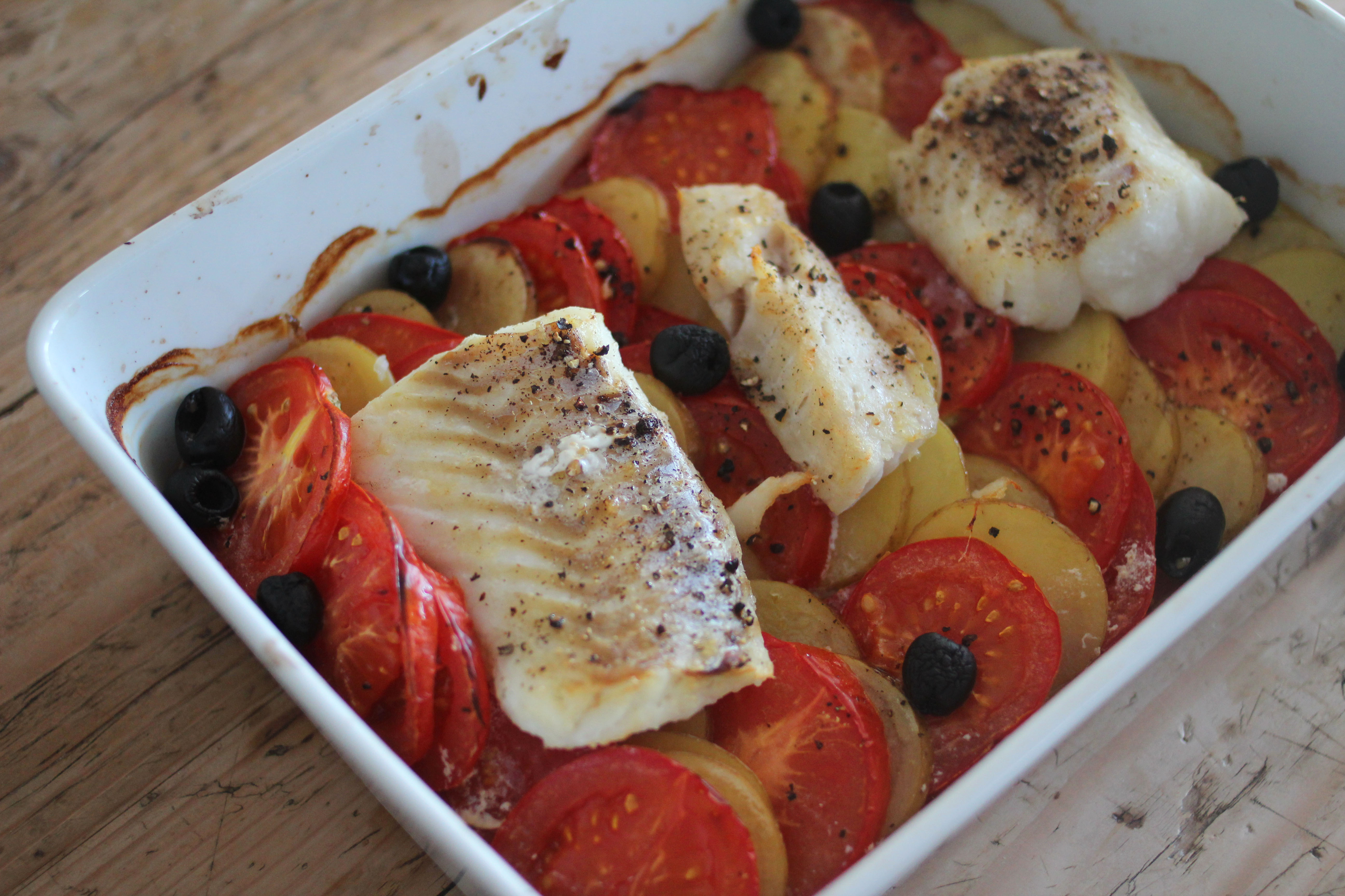 Torsk i form med potet og tomat