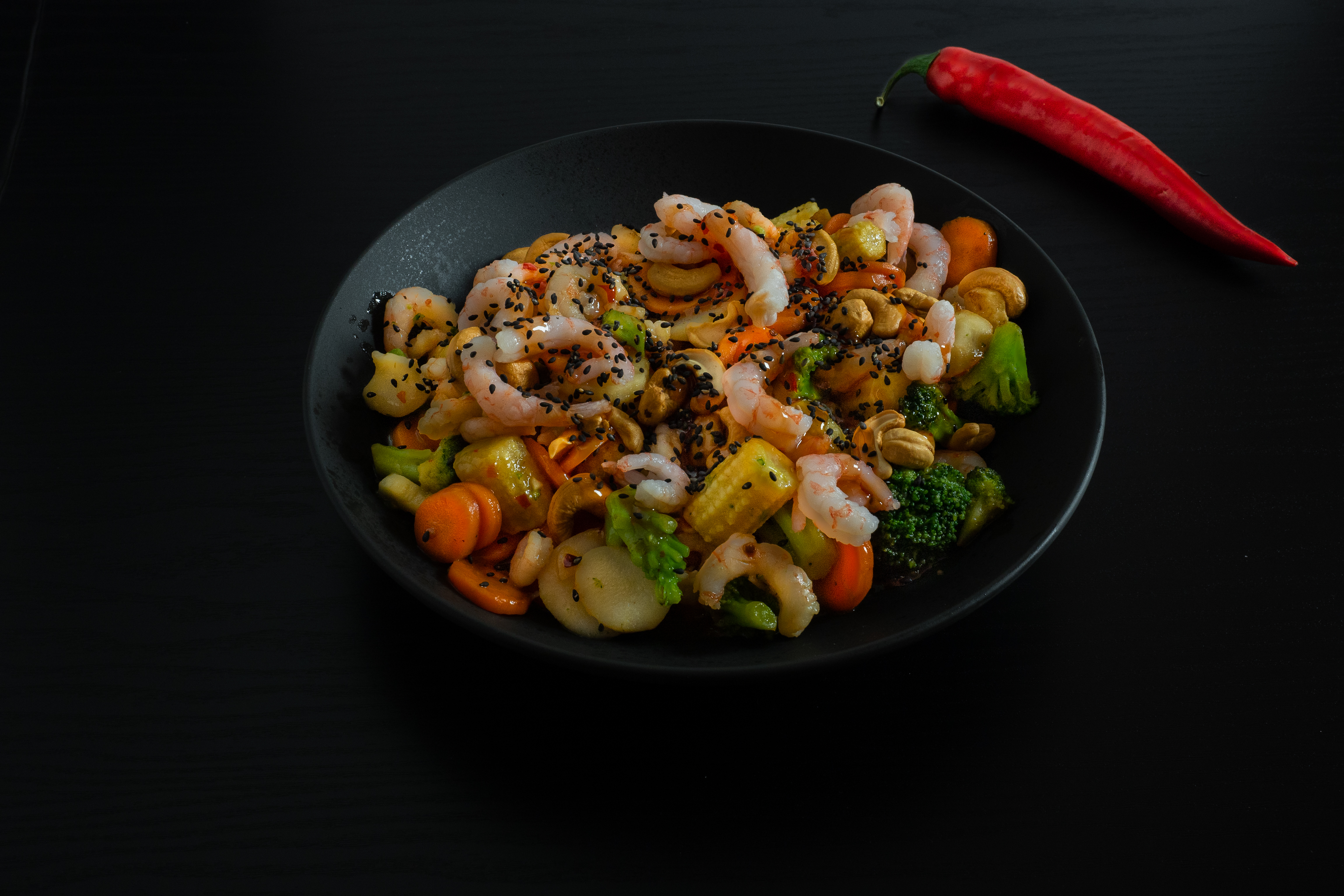 Wok med reker og chili